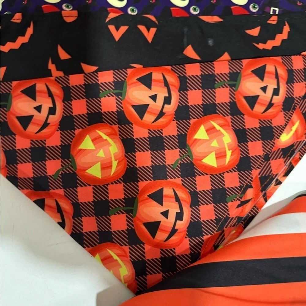 SANWUTA  Halloween Dog triangle Bandanas set of 10 Halloween print size XL